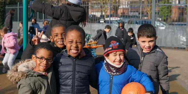 Enfants pendant un accueil de loisirs au Centre Social de l’Hommelet