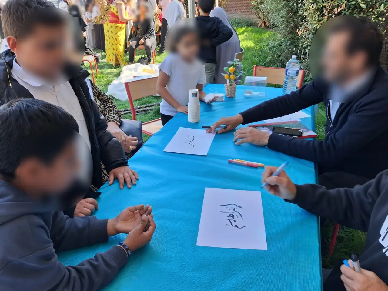 Initiation à la calligraphie arabe avec des enfants
