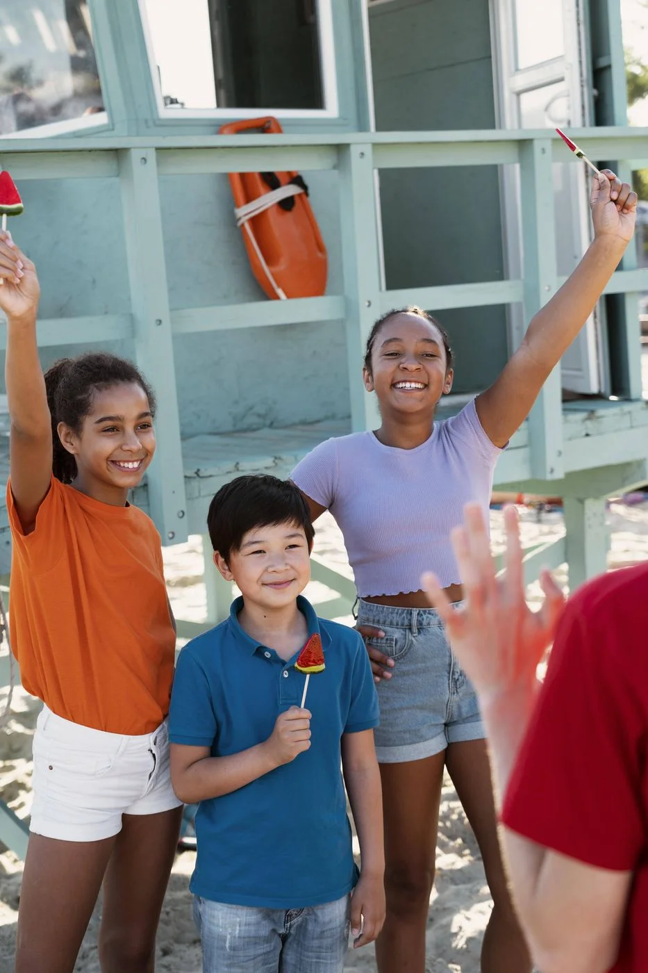 Enfants en activité de plein air pendant un séjour